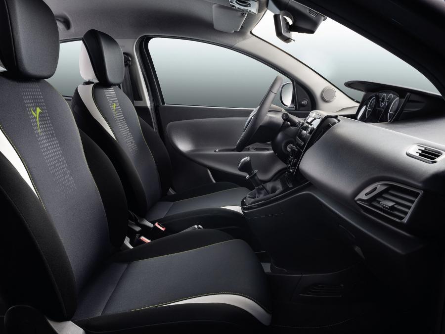  Lancia Ypsilon Elefantino 2014 года  (фото 7 из 14)